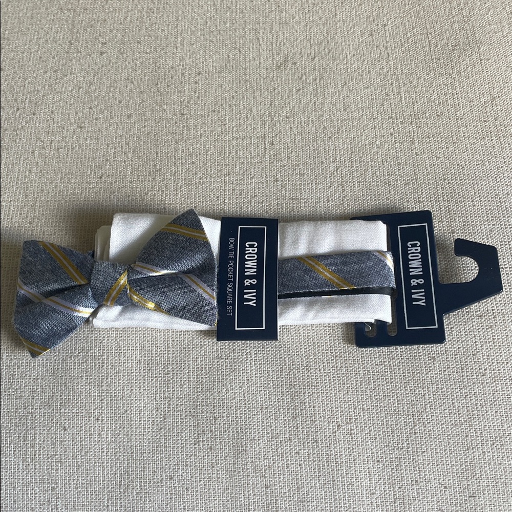 Crown & Ivy Gray and Gold Patterned Bow Tie